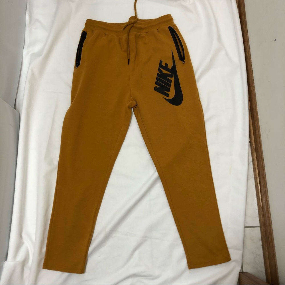 Nike fleece pants